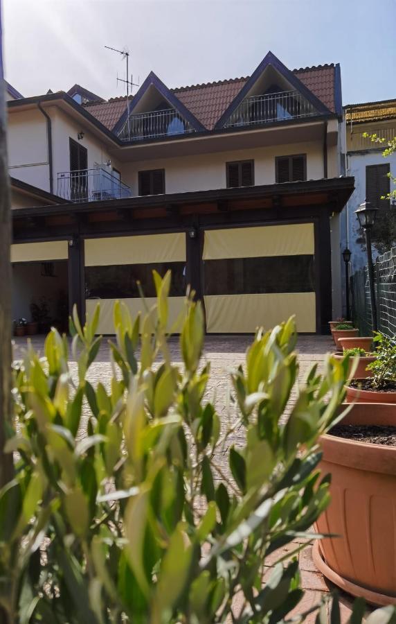 Hotel Edelweiss Laino Borgo 외부 사진