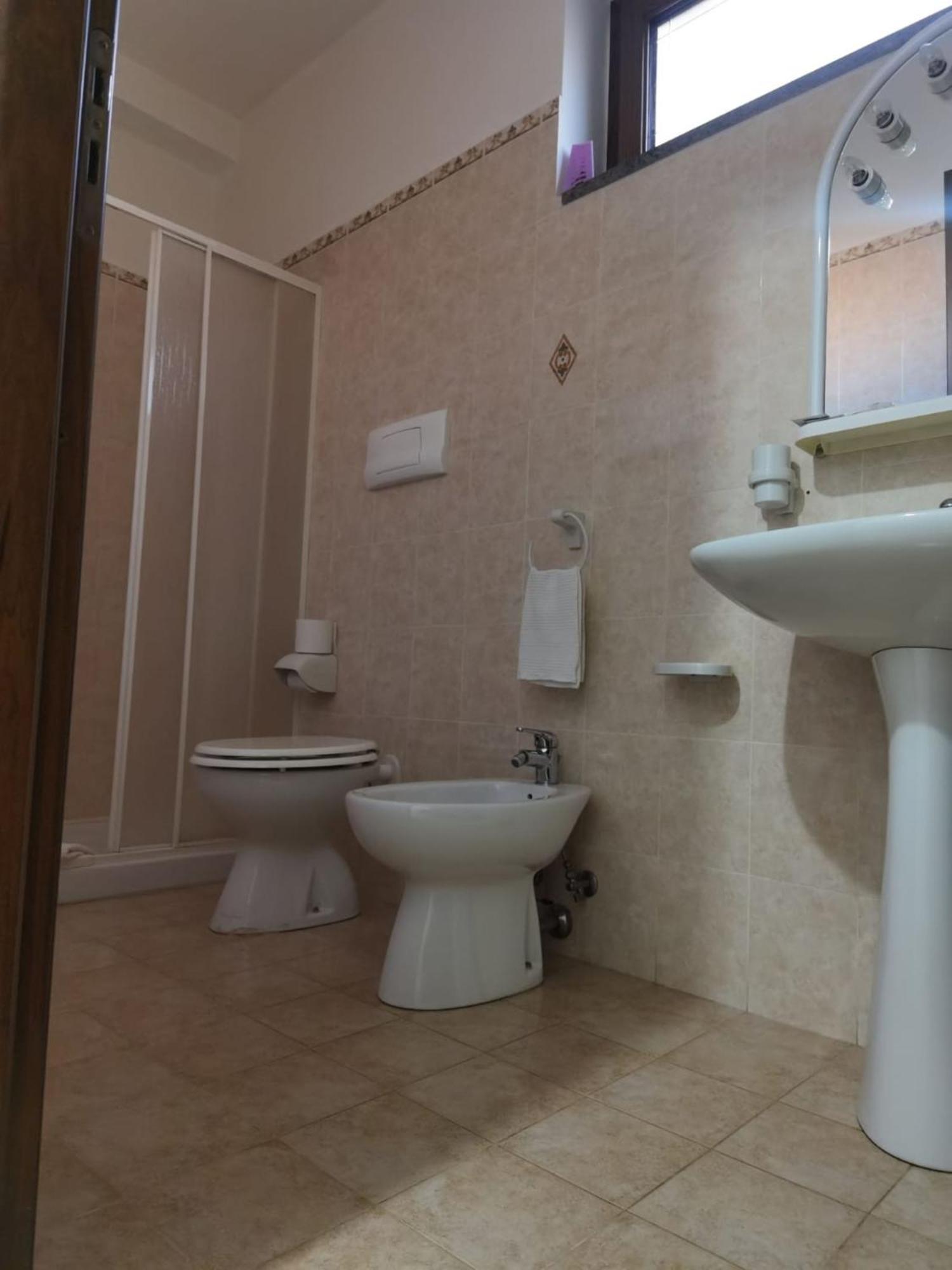 Hotel Edelweiss Laino Borgo 외부 사진