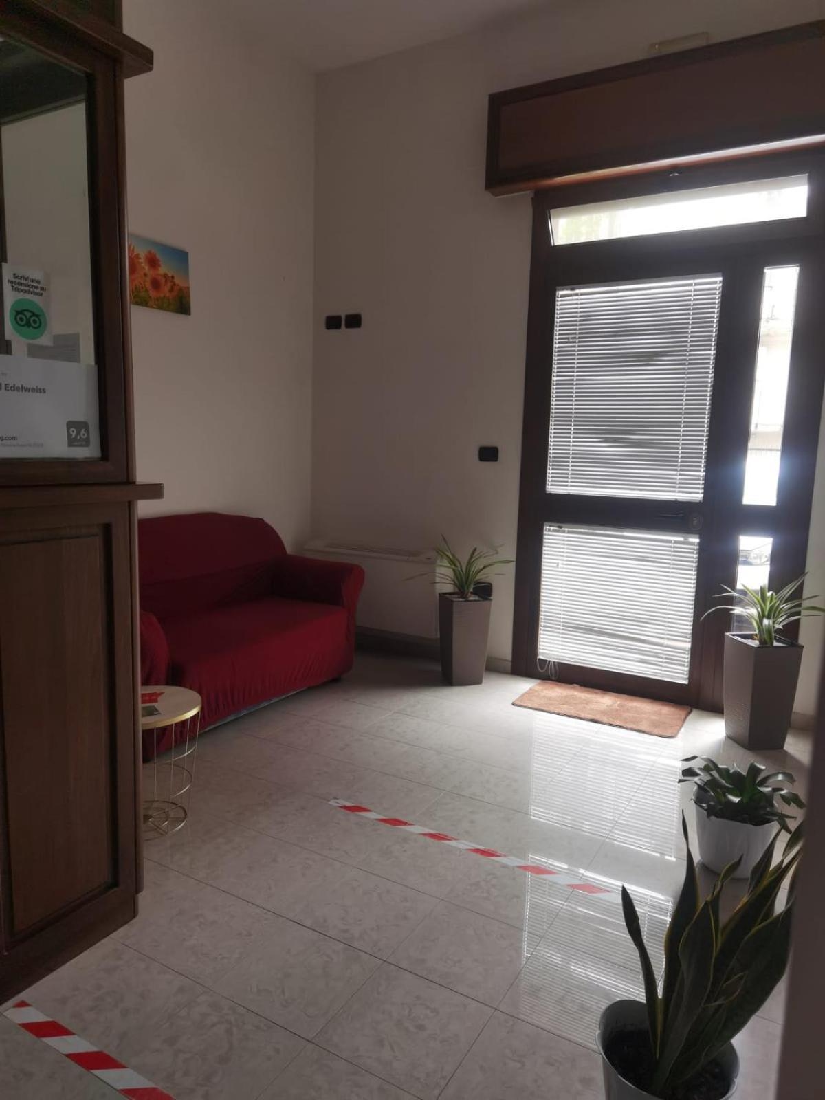 Hotel Edelweiss Laino Borgo 외부 사진